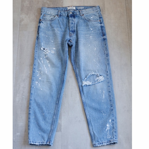 Pull & Bear Mens Jeans Vintage Distressed Blow-out Knee Paint Splatter 32 Waist - Picture 1 of 5